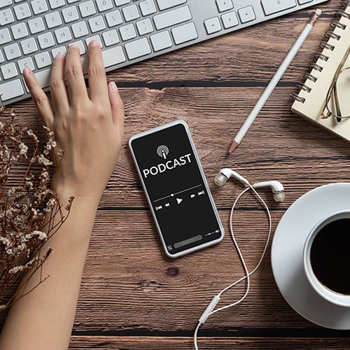 The Best Financial Podcasts to Listen to in 2024